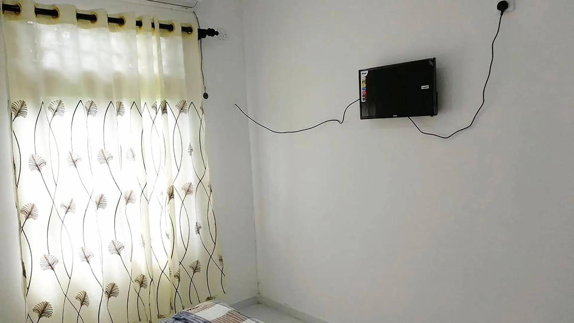 بيت شباب Tropical Suites نيجومبو